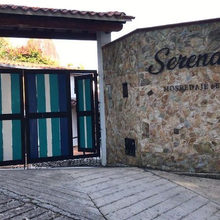 Serendipity Hospedaje Boutique Guatapé Exteriör bild